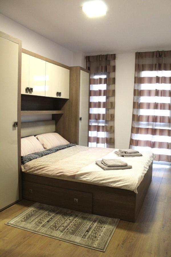 Апартаменты Apartman Sarah Орадя Экстерьер фото